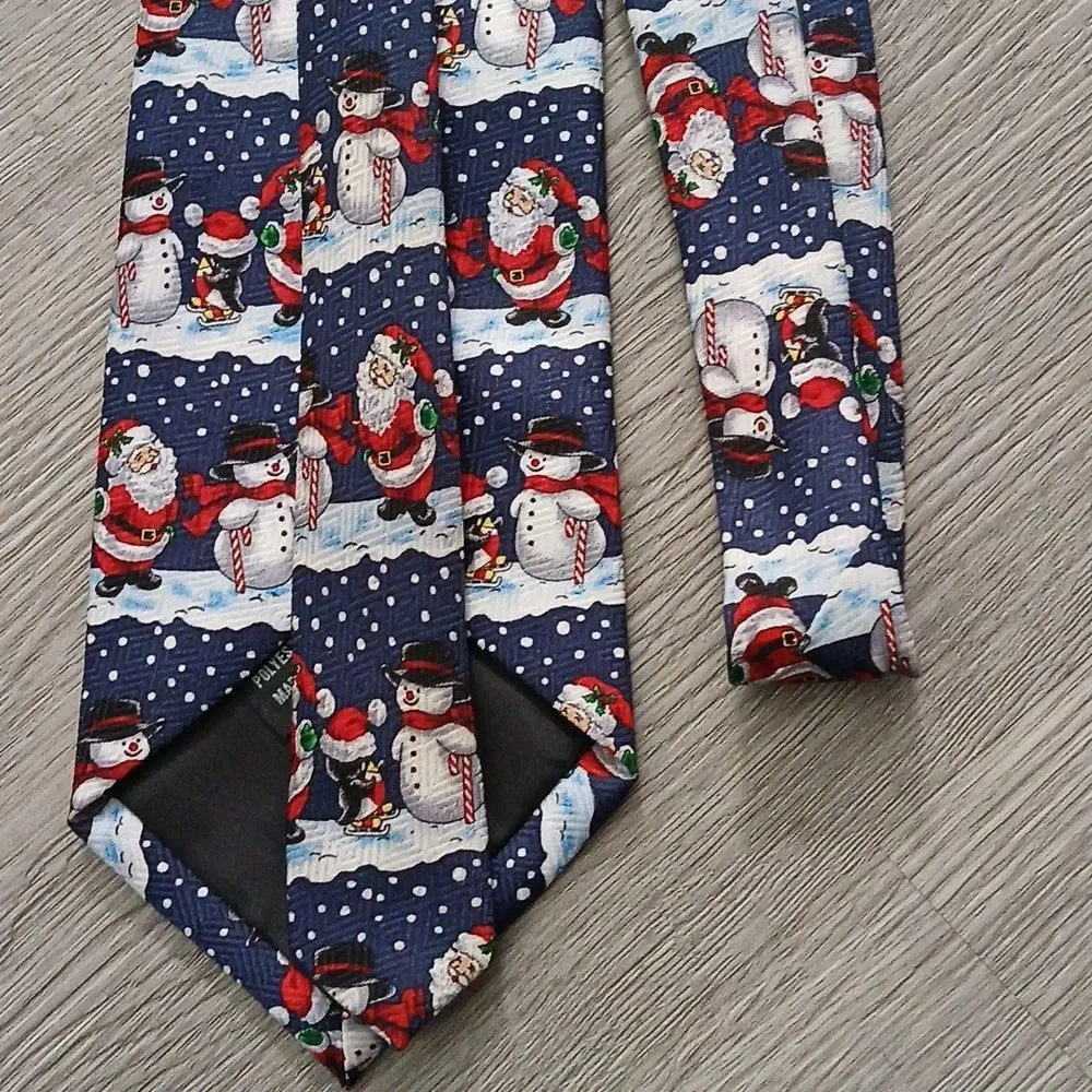 Festive Snowman Santa Penguin print holiday Christmas Tie NWOT